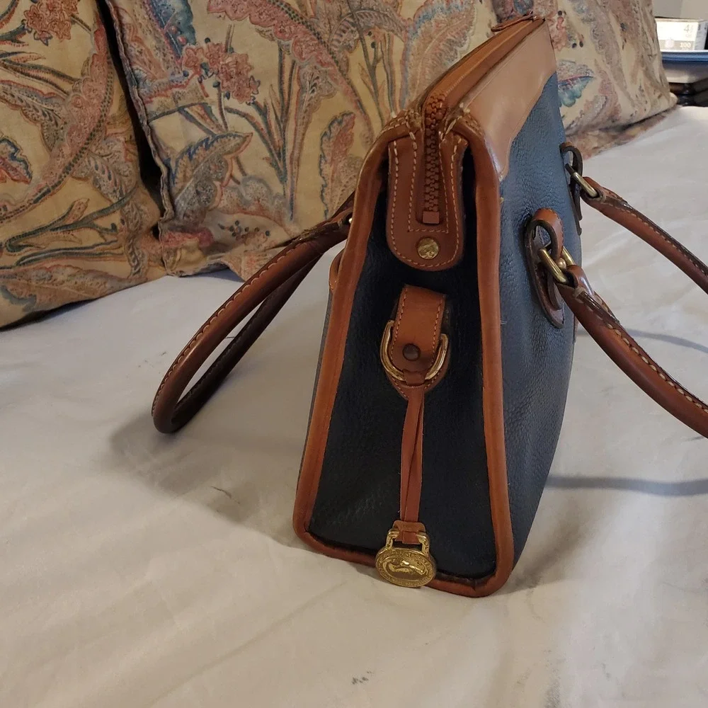 Dooney & Bourke Vintage All Weather Leather Tote Navy Blue Tan Brass Duck Fob